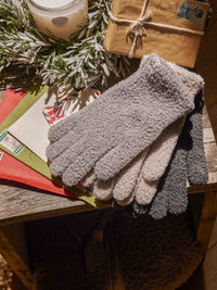 Barefoot Dreams CozyChic Gloves